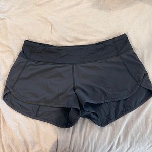lululemon black shorts